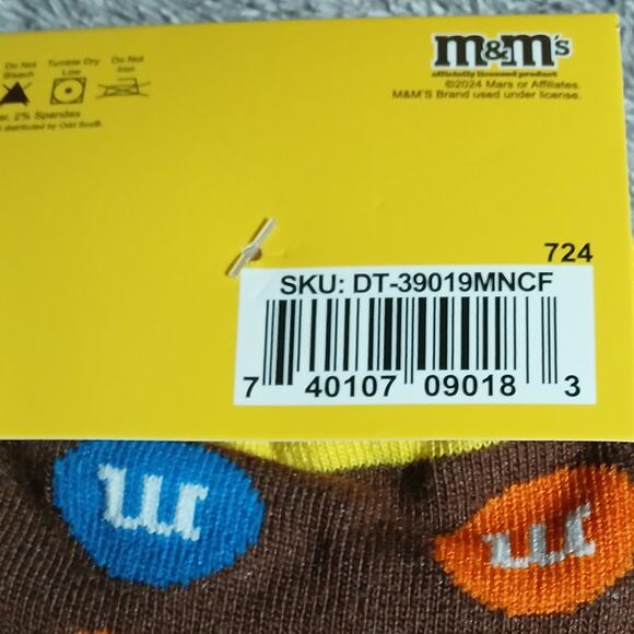 Odd Sox New Novelty M&Ms and Chips Ahoy crew socks - Picture 6 of 9